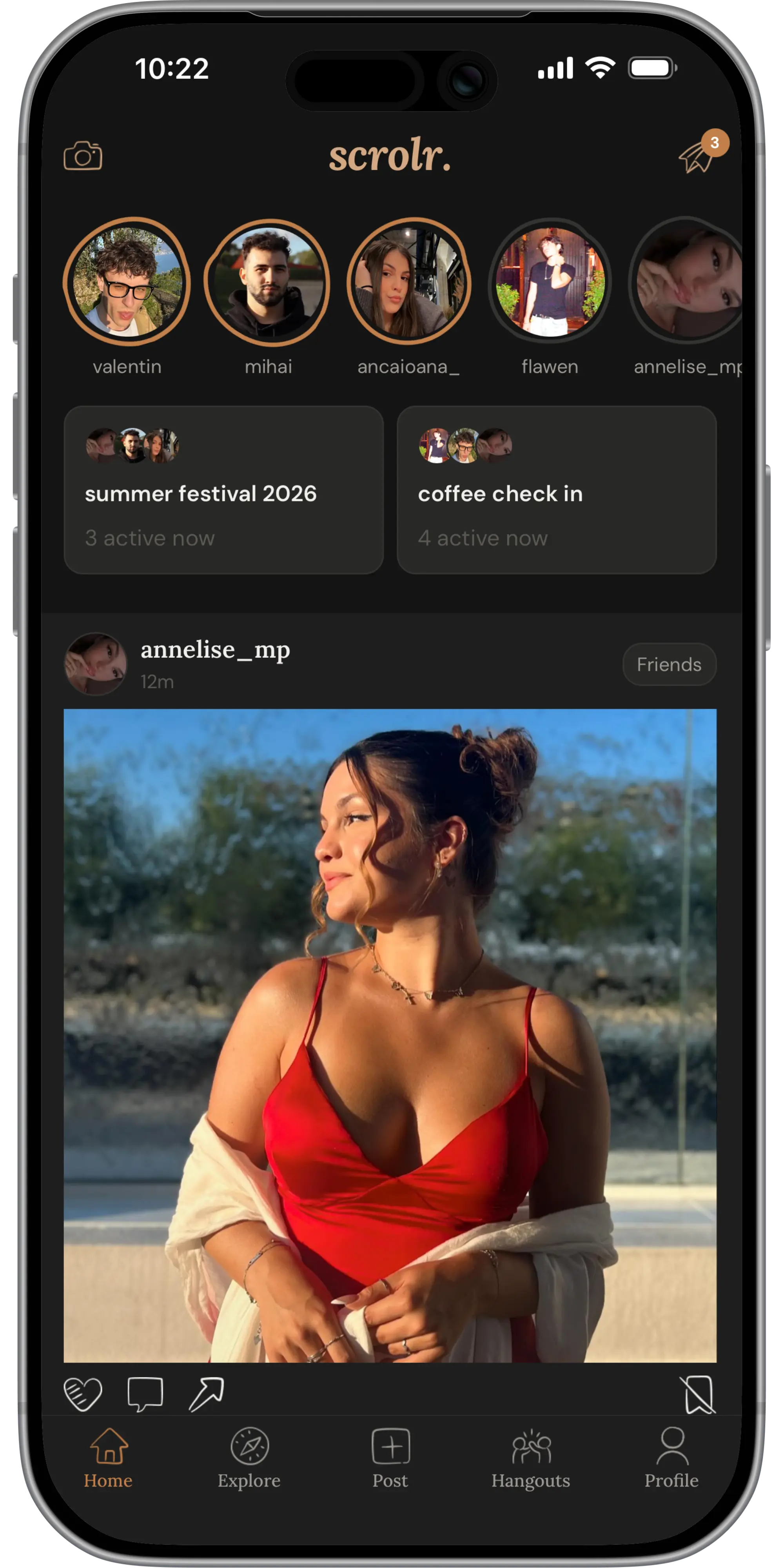 scrolr app